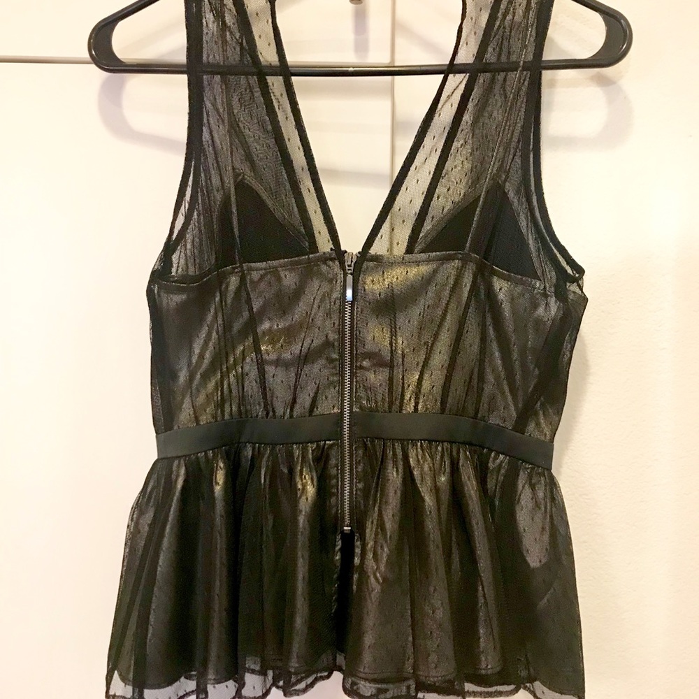 🌟NWT ! Express Peblum Top ! Gorgeous ! 🌟